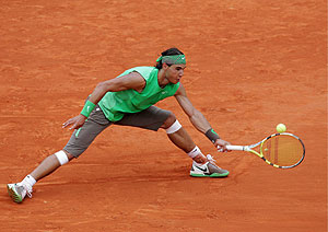Rafael Nadal durante la semifinal de Roland Garros. (Foto: EFE)