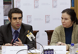 Esteller y Terry durante la rueda de prensa (Foto: Sergio Barrenechea | EFE)