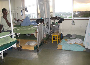 Una de las habitaciones del Hospital Nacional Kenyatta. (Foto: Joana Socas)