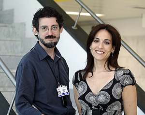 El doctor Cubedo y la vicepresidenta de AEAS, Ana Beln Prez (Foto: Marta Arias)