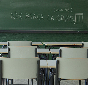 Pintada en un instituto madrileo (Foto: Gonzalo Arroyo)