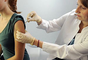 De momento la vacunacin slo est indicada en mujeres (Foto: AFP | Thomas Lohnes)