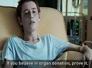 Una imagen de la campaa con el lema 'Si crees en la donacin, demustralo' (Foto: NHS)