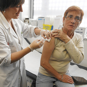 Campaa de vacunacin contra la gripe A. (Foto: Benito Pajares)