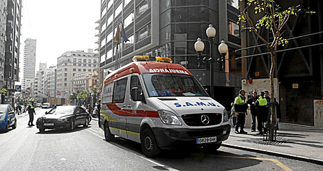 Una unidad de emergencias en Valencia. | Roberto Prez