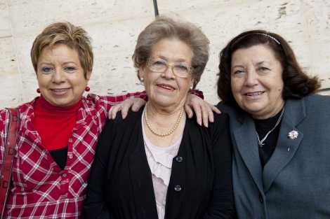 Helena, Celines y Carmina, tres ex cuidadoras de un familiar con Alzheimer. | Bernardo Daz