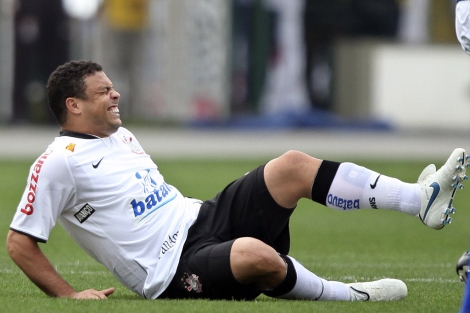 Ronaldo, vistiendo la camiseta del Corinthians en 2009. | Ap