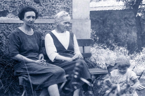 Marie Curie, su hija Irne y su nieta. | El Mundo