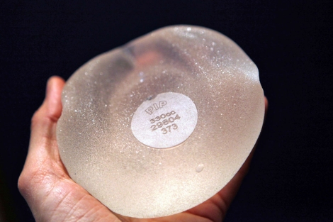 Implante de mama producido por PIP. | AFP
