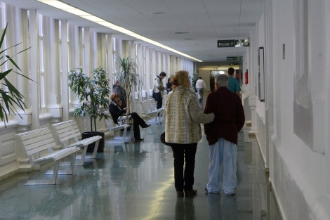 Pasillos del Hospital Clnico de Madrid. | Antonio Moreno