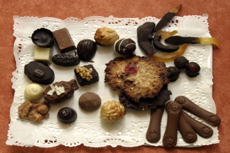 Conjunto de diferentes bombones de chocolate. | Quique Fidalgo