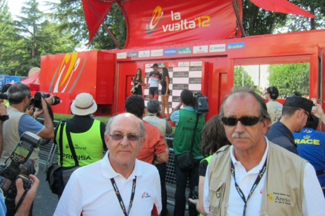 Txomin Grande y Juan Mara Irigoyen durante la Vuelta 2012. | Unipublic