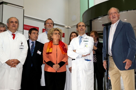 El Rey don Juan Carlos, a su salida del Hospital Clnic de Barcelona