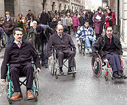 Imagen dos nios discapacitados