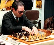 Imagen de un ajedrecista ciego