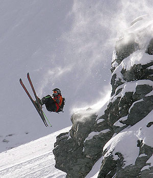 Esquí extremo en los Pirineos. (Foto: EFE)