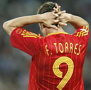 Torres, desolado tras la derrota.(Foto: AP)