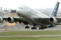 El A380 despega en su segundo vuelo de pruebas. (Foto: AP)