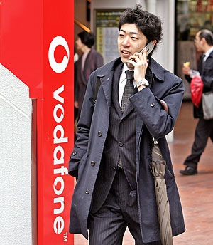 Vodafone llega a un acuerdo para vender su filial japonesa. (Foto:AFP)