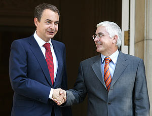 Zapatero, con Jos Mara Barreda en la Moncloa. (Foto: EFE)