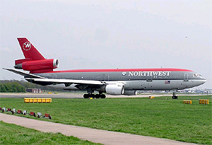 Northwest es la ltima aerolnea que opera con DC-10 en vuelos comerciales.
