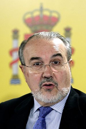 Pedro Solbes, vicepresidente segundo y ministro de Economía y Hacienda. (Foto: EFE)