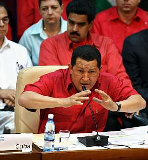 Chvez explica sus propuestas en una de sus intervenciones. (Foto: EFE)