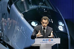 Sarkozy se mostr "emocionado' por el nuevo avance tecnolgico de Alstom. (Foto: AP) Vea ms fotos