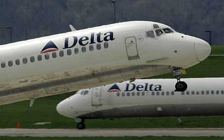 Aviones de la compaa 'Delta Airlines'. (Foto: EFE)