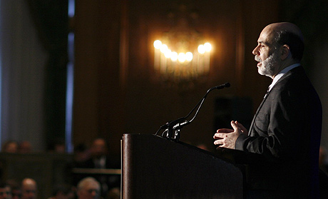 Ben Bernanke, presidente de la Fed, en una conferencia en Chicago sobre la competitividad bancaria. (Foto: REUTERS)