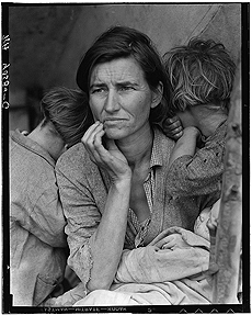 La foto en la que aparece la protagonista con una de sus hermanas y su madre, que en ese momento tena 32 aos. (Foto: Library of Congress)