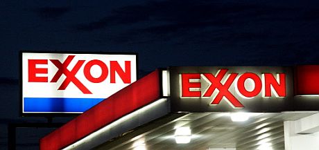 La petrolera Exxon parece inmune a la crisis de EEUU y gan en 2008 44.000 millones de dlares, su rcord histrico. | Afp