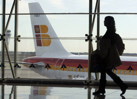 Negocian llevar Iberia a Londres.|Reuters