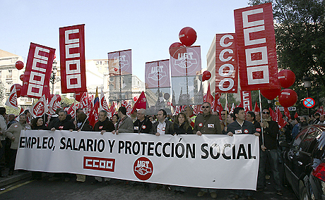 Una de las manifestaciones convocadas en Albacete contra la crisis en febrero. | Efe