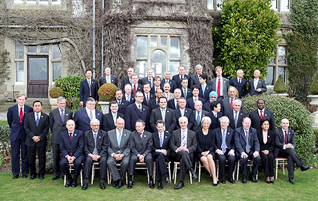 Foto de familia de los ministros de Economía y Finanzas | Efe