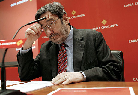 Narcís Serra, presidente de Caixa Catalunya, en la presentación de las cuentas de la entidad. | S. Cogolludo