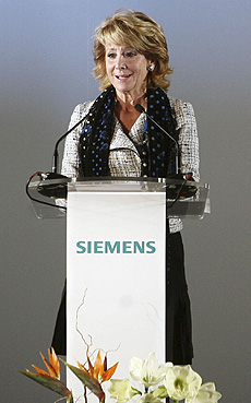 La presidenta de la Comunidad de Madrid, Esperanza Aguirre. | Efe