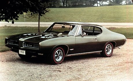 La marca Pontiac, como este GTO de 1968, desaparecer. | AP