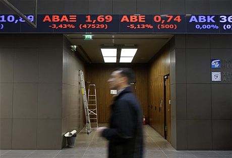 Imagen de la Bolsa griega, el pas que ms preocupa a los inversores. | AP