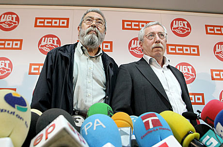 Cndido Mndez (UGT) y Ignacio Fernndez Toxo (CCOO), en una rueda de prensa sobre la reforma laboral el pasado da 27 de mayo. | Jos Ayma