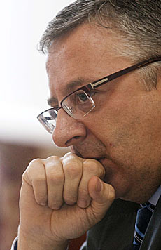 Jos Blanco, ministro de Fomento, durante el acto, en Santander. | Reuters