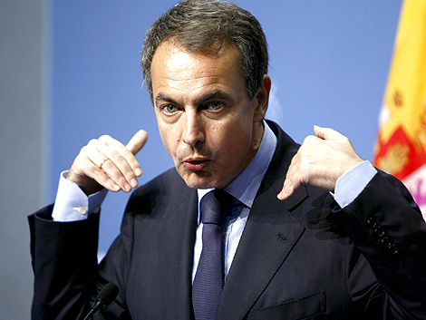 El presidente del Gobierno, J. L. Rodríguez Zapatero, en la rueda de prensa del G20. | Efe