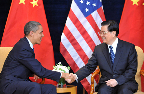 El presidente de EEUU, Barack Obama, y su homólogo chino, Hu Jintao, en un encuentro bilateral previo a la cumbre del G20, en Seúl. | AFP