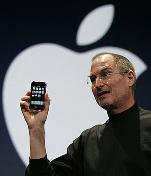 Steve Jobs, durante la presentacin del iPhone la semana pasada. (Foto: AP)