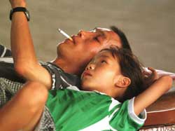 El tabaco es responsable del 7,9% de la mortalidad en China./ GREG BAKER-AP