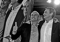 El presidente del Gobierno, Jos Luis Rodrguez Zapatero, y el candidato a la Alcalda de Madrid, Miguel Sebastin. / J. MARTNEZ