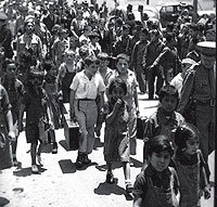 Perplejos. Los niños, a su llegada al puerto de Veracruz.