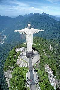 La estatua est en la cima del Morro do Corcovado, Ro de Janeiro. /AGE FOTOSTOCK