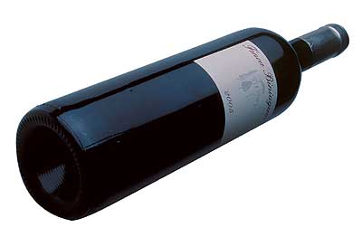 El vino ms valorado, con 16 puntos, de la Finca Binigual 2005 Tinto.