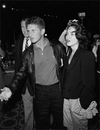 Matrimonio tormentoso. Con Sean Penn en un combate de boxeo, en 1987.